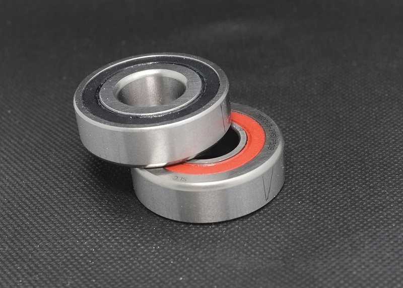 配對角接觸球軸承間隙是多少？