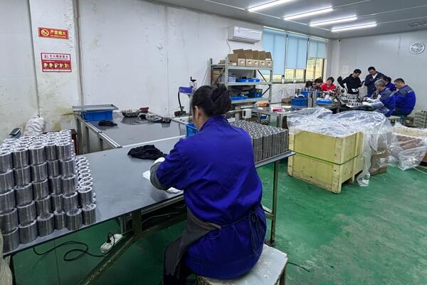 數控機床主軸軸承壞了需要換幾個？